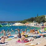 Amazing Home In Pula With Wifi